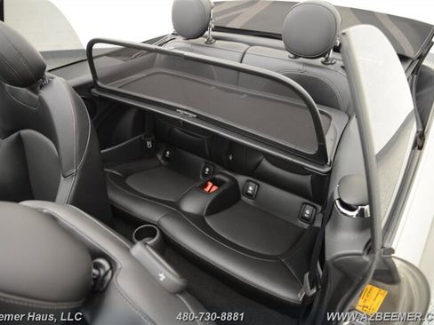 Used 2017 MINI Cooper S image 18