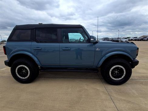 Used 2022 Ford Bronco Outer Banks w/ Sasquatch Package AWD/4WD image 4