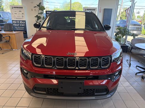New 2026 Jeep Compass Limited w/ Sun, Sound & Navigation Group AWD/4WD image 3