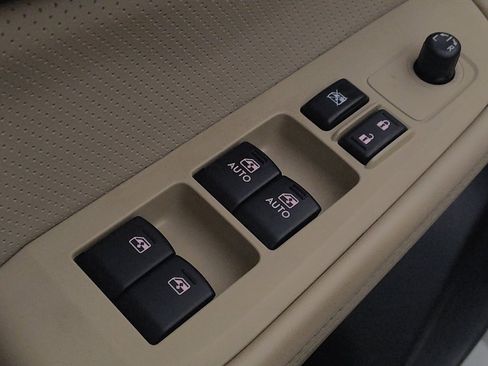 Used 2015 Subaru Legacy 3.6R Limited image 27