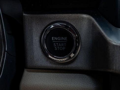 Used 2025 Ford F450 Platinum w/ Platinum Plus Package image 23