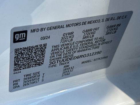 Used 2024 GMC Sierra 1500 SLT image 29