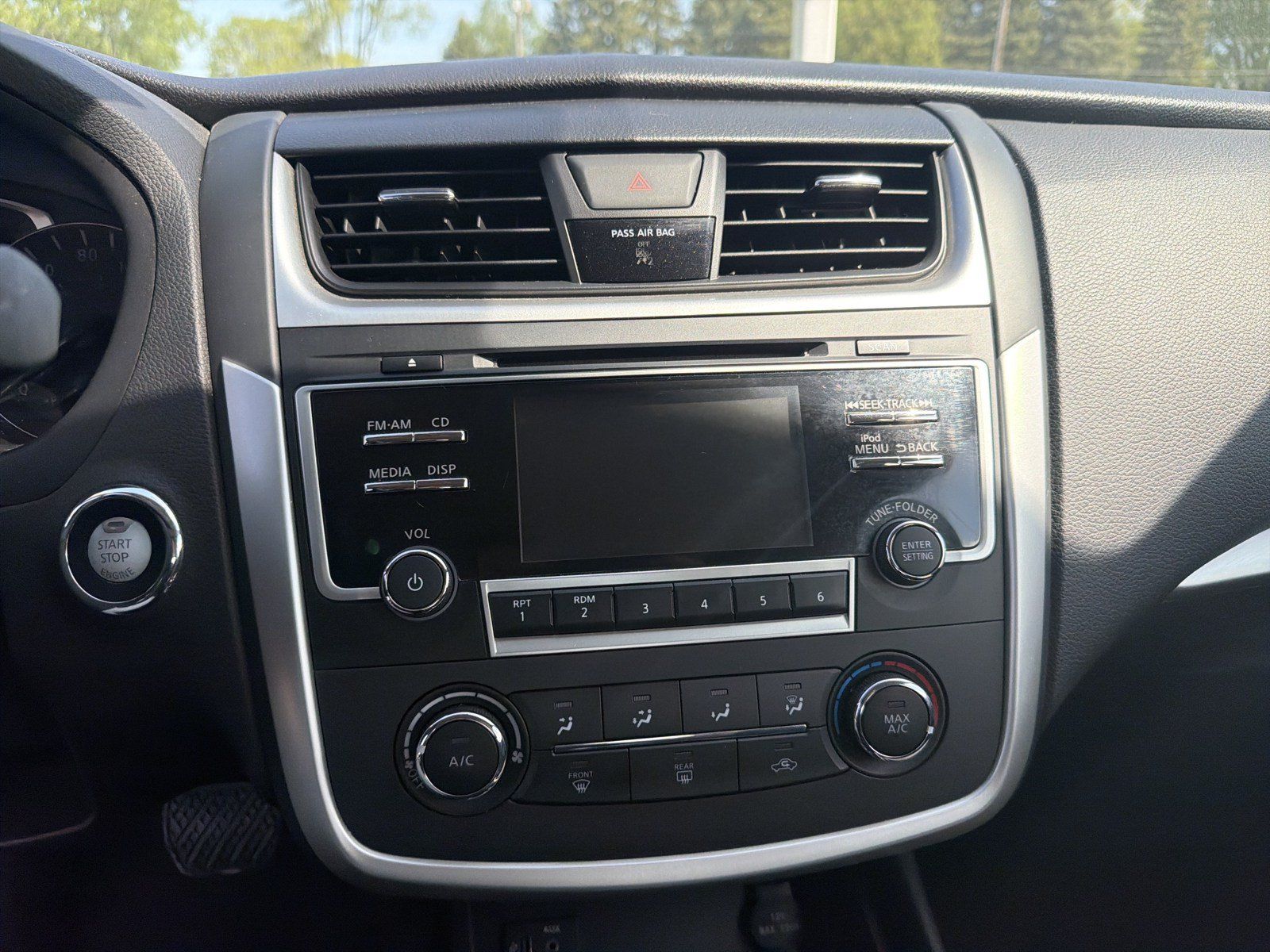 Used 2017 Nissan Altima 2.5 S w/ Power Driver Seat Package FWD image 10
