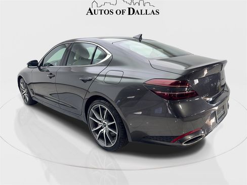 Used 2025 Genesis G70 2.5T image 9
