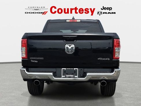 Certified 2022 RAM 1500 Big Horn AWD/4WD image 6