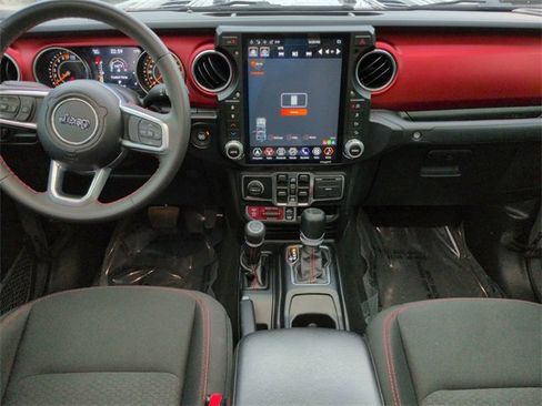 Certified 2023 Jeep Gladiator Rubicon w/ LED Lighting Group image 14