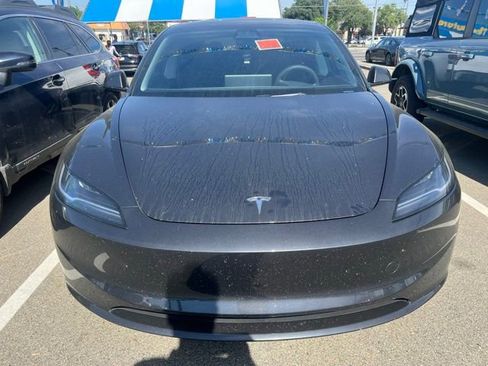Used 2024 Tesla Model 3 Standard Range image 3