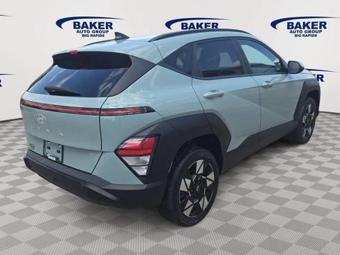 Used 2025 Hyundai Kona SEL AWD/4WD image 3