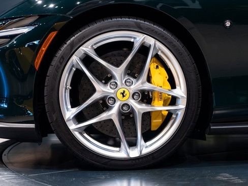 Certified 2022 Ferrari Roma image 13