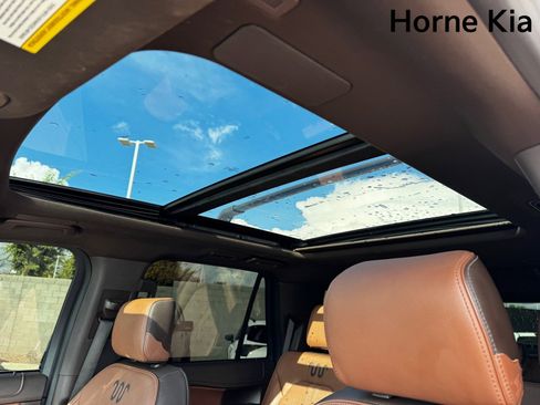 Used 2022 Ford Expedition King Ranch image 25