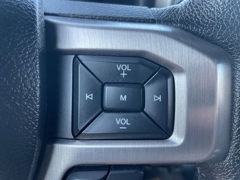 Used 2016 Ford F150 Platinum w/ Trailer Tow Package image 23