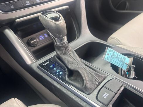 Used 2017 Hyundai Sonata Sport w/ Value Edition Package 02 FWD image 23