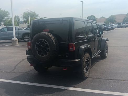 Used 2015 Jeep Wrangler Unlimited Rubicon AWD/4WD image 5