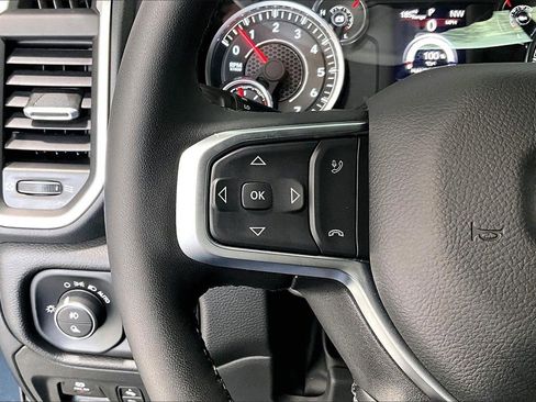 Used 2025 RAM 1500 Lone Star image 21