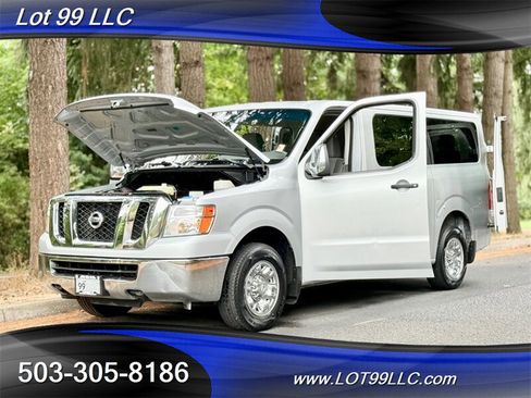 Used 2021 Nissan NV 3500 SV RWD image 42