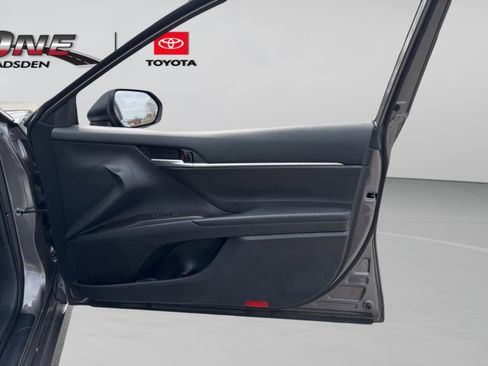 Used 2023 Toyota Camry LE image 34