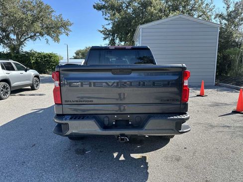 Certified 2022 Chevrolet Silverado 1500 Custom w/ LPO, Dark Essentials Package RWD image 5
