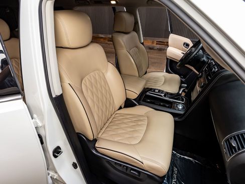 Used 2023 Nissan Armada Platinum w/ Captain's Chairs Package image 27