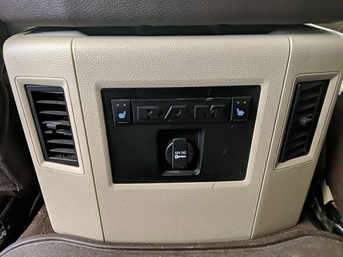 Used 2016 RAM 1500 Laramie Longhorn w/ Convenience Group image 17