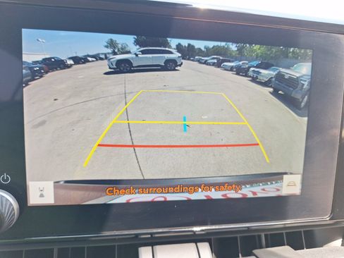 Used 2025 Toyota RAV4 LE AWD/4WD image 26