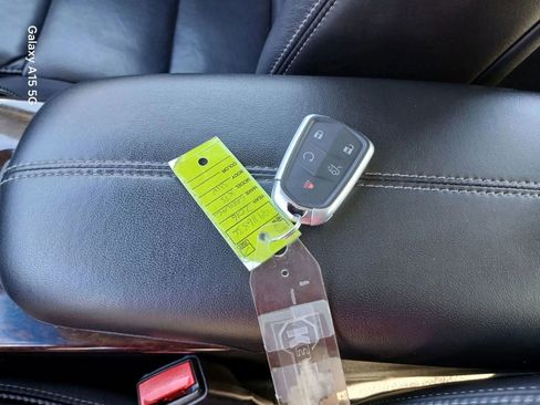 Used 2016 Cadillac XTS Luxury image 14