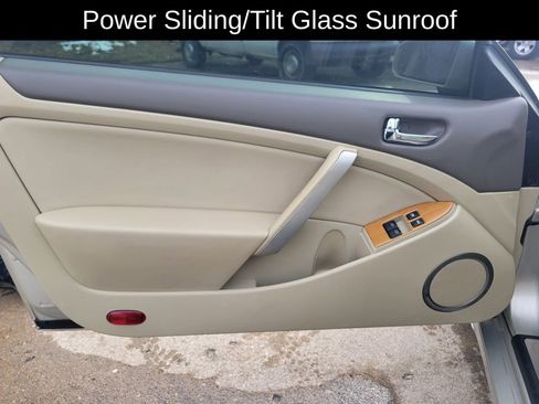 Used 2005 INFINITI G35 Coupe w/ (P01) Premium Pkg image 12