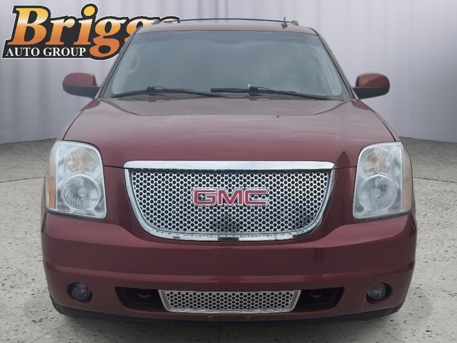 Used 2011 GMC Yukon XL Denali AWD/4WD image 8