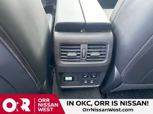 New 2026 Nissan Rogue Platinum w/ Tech Package image 18