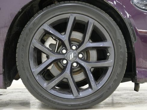 Used 2022 Dodge Charger R/T w/ Plus Group image 9