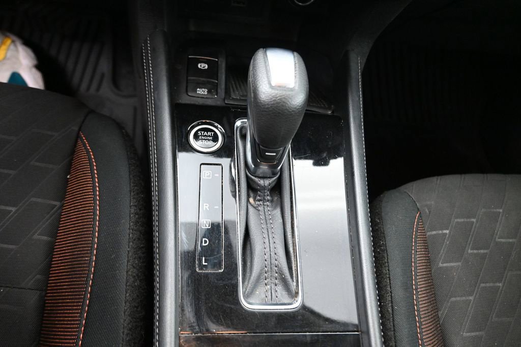 Certified 2024 Nissan Kicks SR FWD image 20