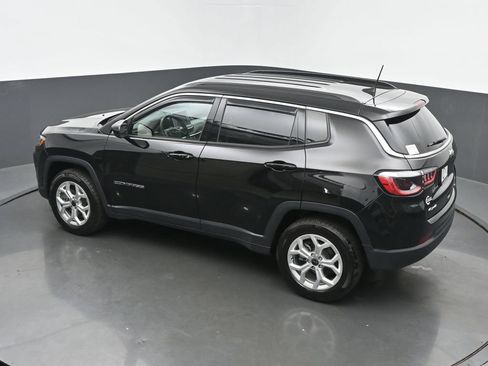Used 2025 Jeep Compass Latitude AWD/4WD image 47