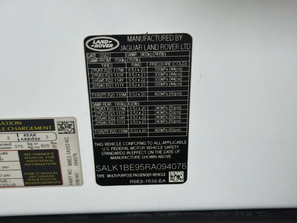 Certified 2024 Land Rover Range Rover Long Wheelbase Autobiography AWD/4WD image 35