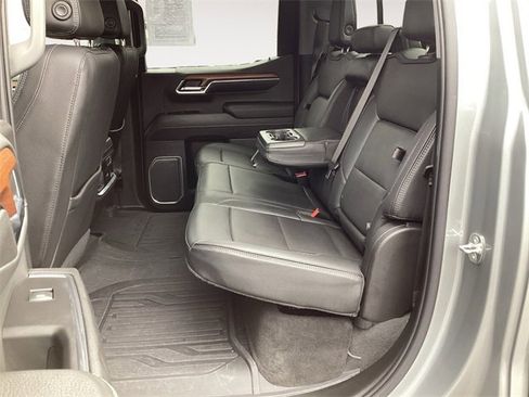 Used 2023 GMC Sierra 1500 Denali w/ Technology Package image 13