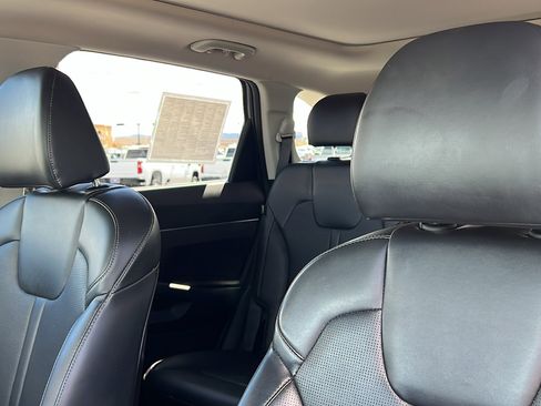 Used 2024 Kia Sorento X-Line EX AWD/4WD image 19