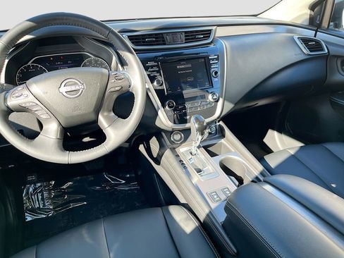 Used 2024 Nissan Murano SV image 29