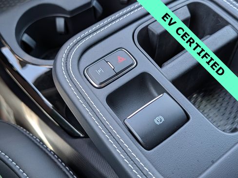 Certified 2025 Ford Mustang Mach-E GT AWD/4WD image 33