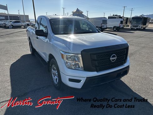 Used 2023 Nissan Titan S RWD image 1