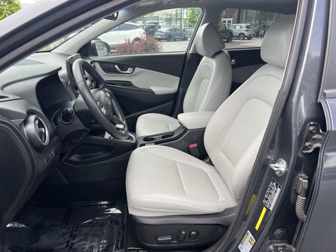 Certified 2022 Hyundai Kona Limited w/ Cargo Package AWD/4WD image 28