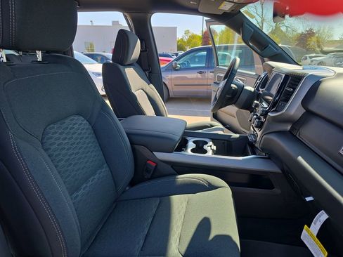 New 2026 RAM 1500 Big Horn AWD/4WD image 10
