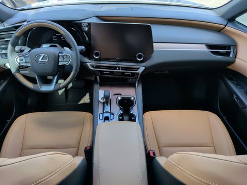 Used 2026 Lexus RX 350 Premium w/ Convenience Package FWD image 32