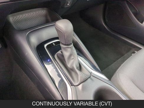 Used 2024 Toyota Corolla LE FWD image 20