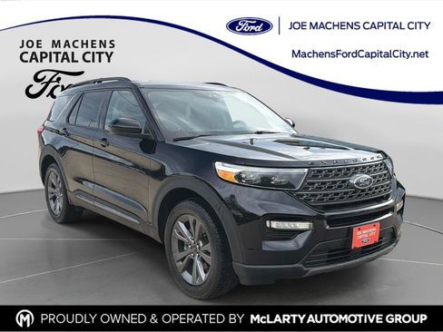 Used 2022 Ford Explorer XLT w/ Equipment Group 202A AWD/4WD image 1