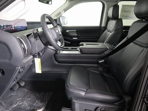 New 2025 Ford Expedition Platinum w/ Driver's Package image 20