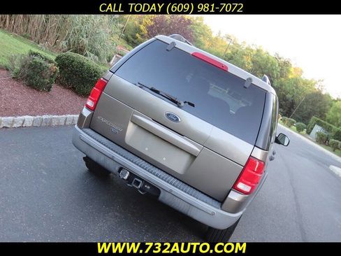 Used 2003 Ford Explorer XLT image 16