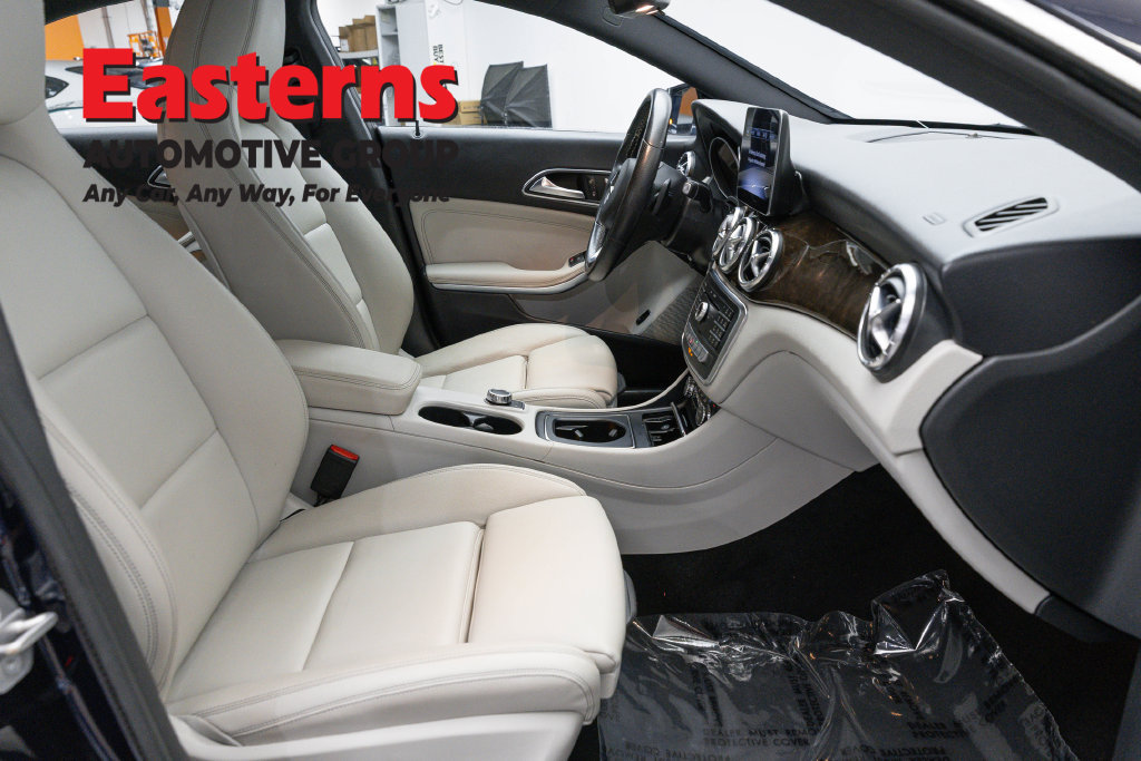 Used 2018 Mercedes-Benz CLA 250 4MATIC image 27