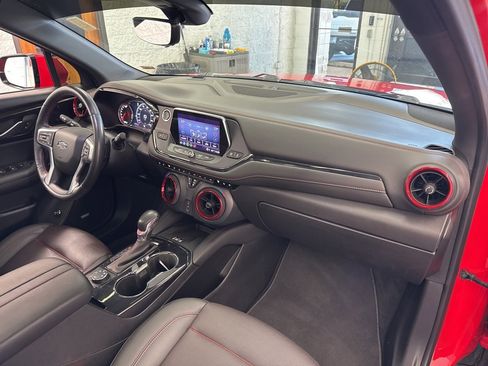 Used 2021 Chevrolet Blazer RS w/ Enhanced Convenience Package image 54