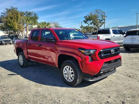 Used 2025 Toyota Tacoma SR image 2