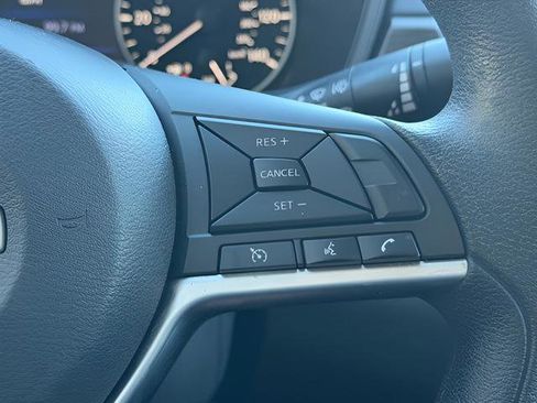 Used 2023 Nissan Altima 2.5 SV image 16