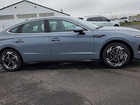 New 2026 Hyundai Sonata SEL image 3