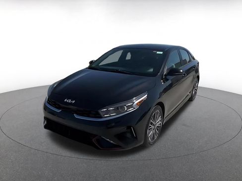 Used 2023 Kia Forte GT-Line FWD image 4